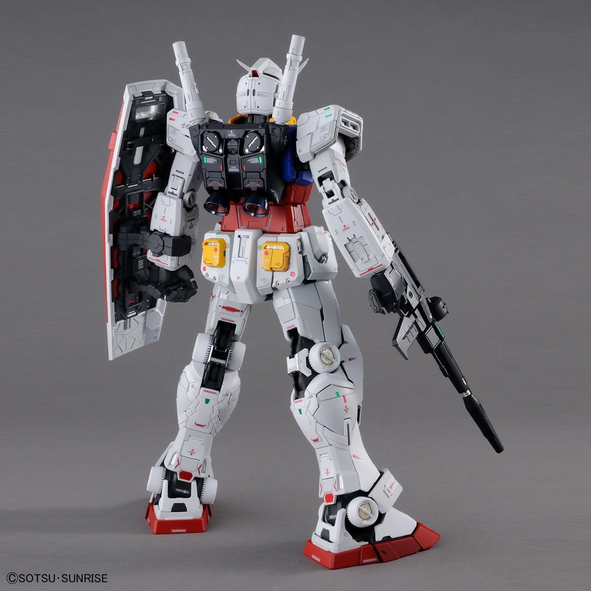 RX-78-2 Gundam PG Unleashed 1/60 Model Kit PG