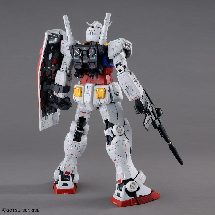 RX-78-2 Gundam PG Unleashed 1/60 Model Kit PG
